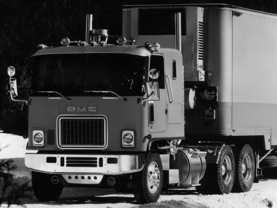  GMC Astro 95 1968 года  (фото 8 из 12)